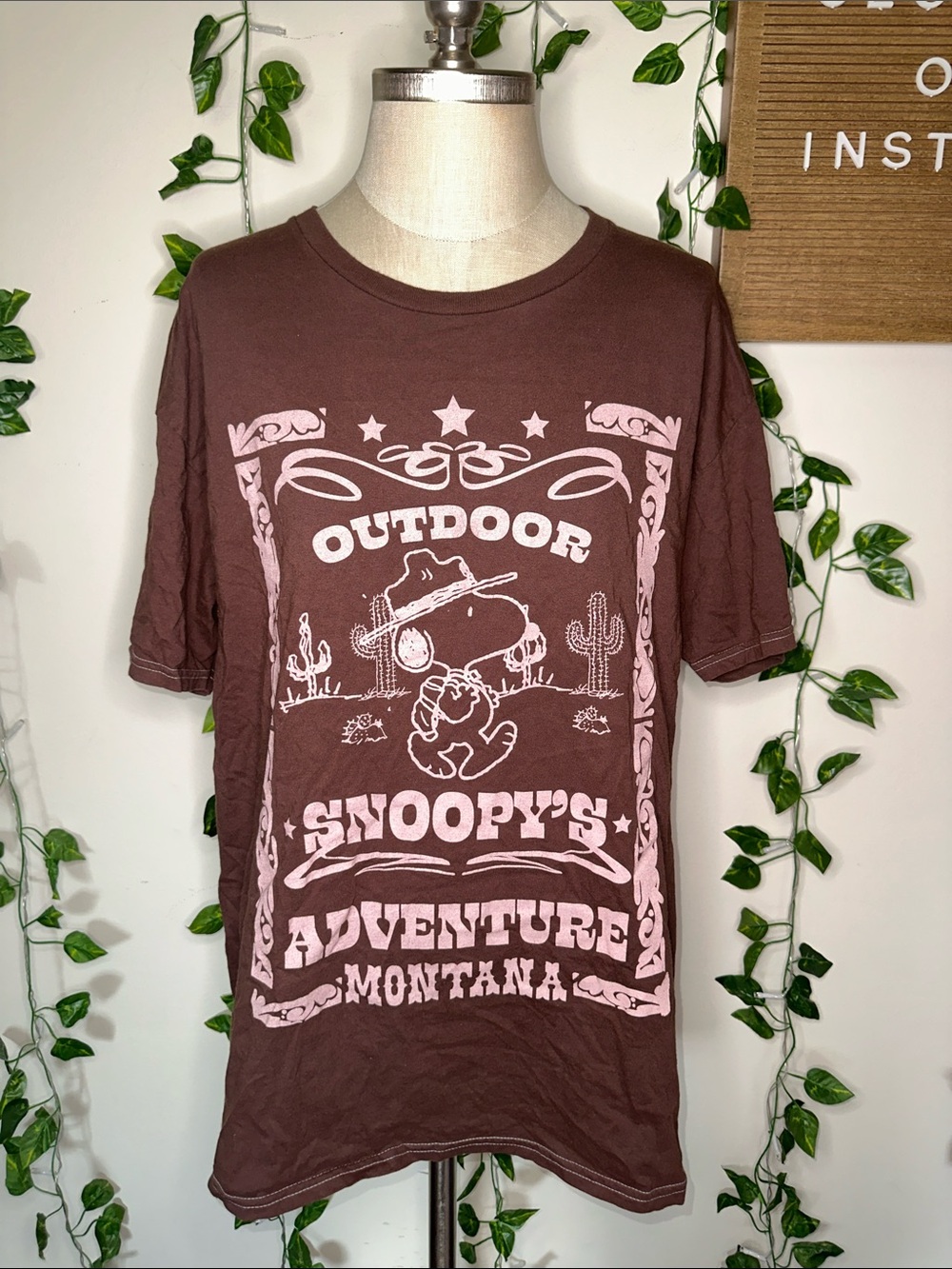 Peanuts Snoopy Outdoor Snoopy’s Montana Adventure Graphic Tee